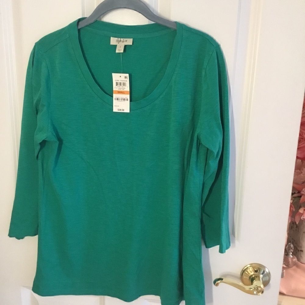 NWT. Style & Co. 3/4 Sleeve Green Cotton Top Sz S
